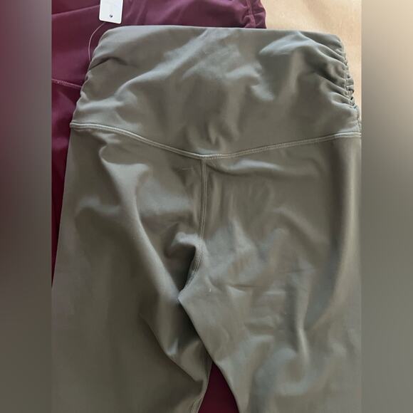 Ododos Crossover Leggings Size XS Amazon - Picture 8 of 10